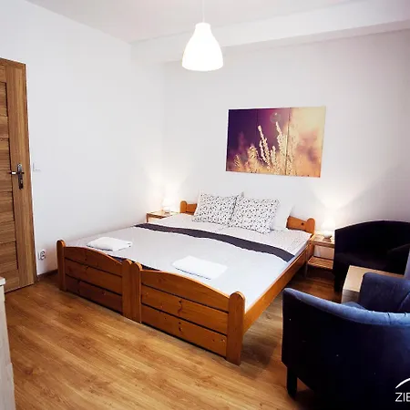 Zielone Wzgorze Goscinne 3*