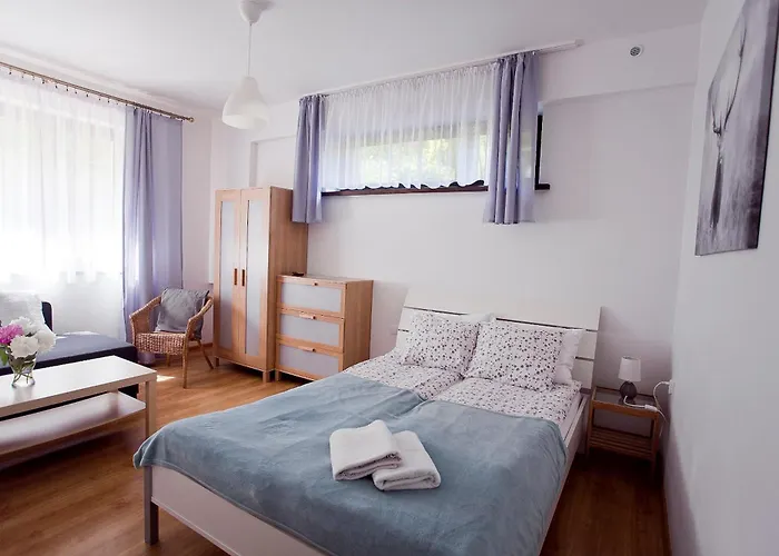 Zielone Wzgorze Goscinne 3*